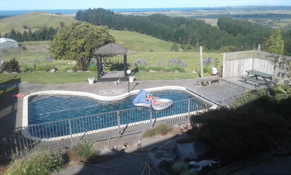 Warwick Hills Rural Bed & Breakfast パパモア エクステリア 写真